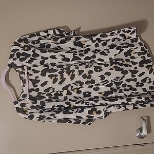 Animal print shaw